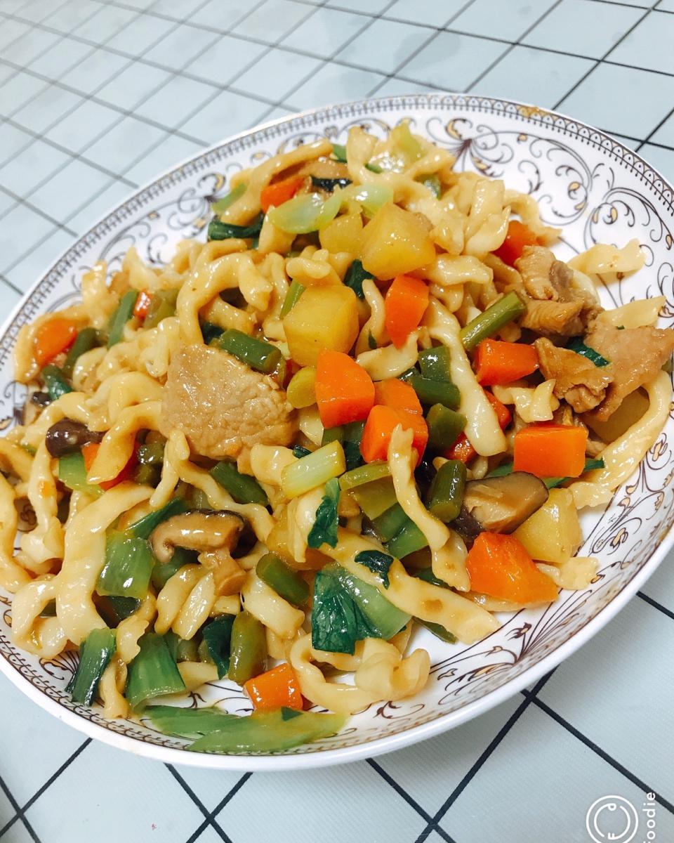 鸡肉版新疆干煸炒面