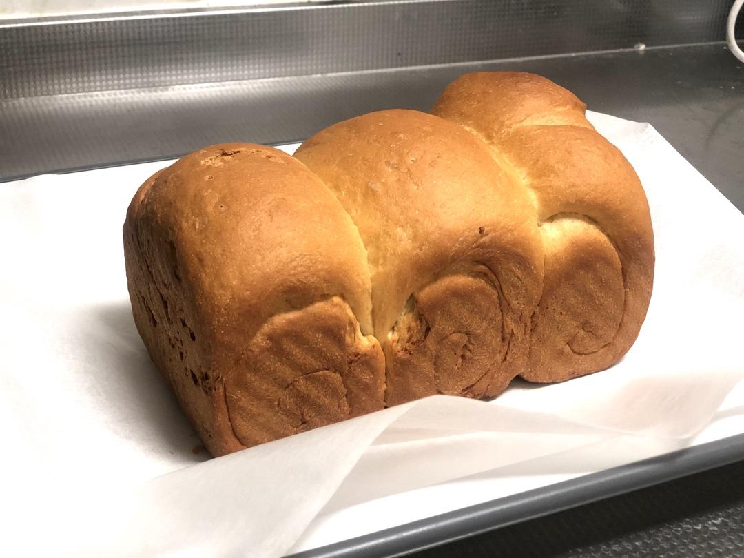 450g吐司面包（轻松手揉，无需面包机，初学者）