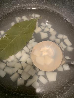 枇杷叶梨汤的做法 步骤2
