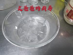 自制酒酿果仁冰粉的做法 步骤2