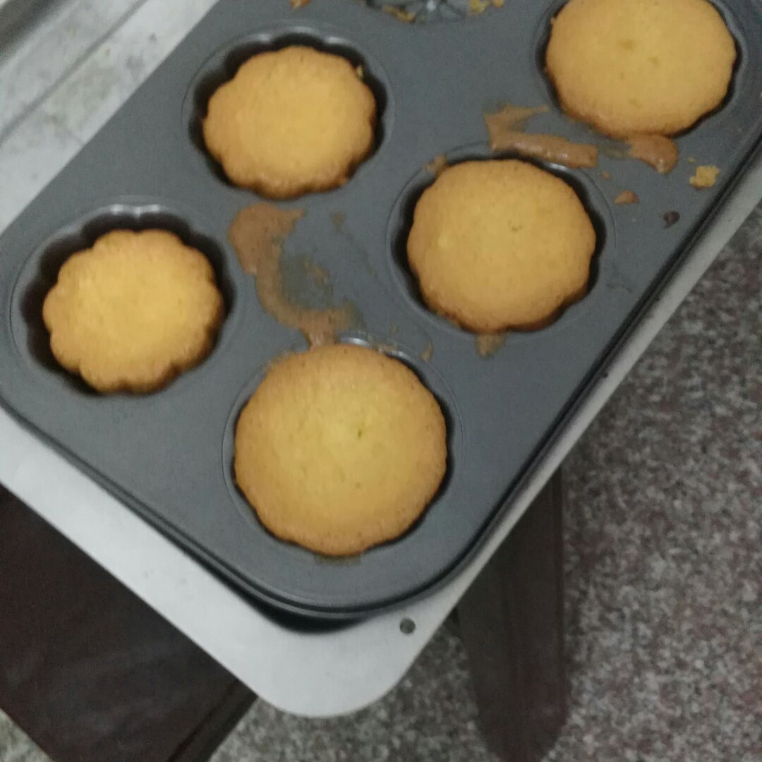 海绵纸杯蛋糕