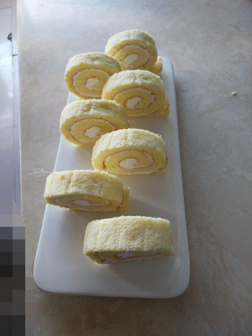 《Tinrry下午茶》教你做基础原味蛋糕卷