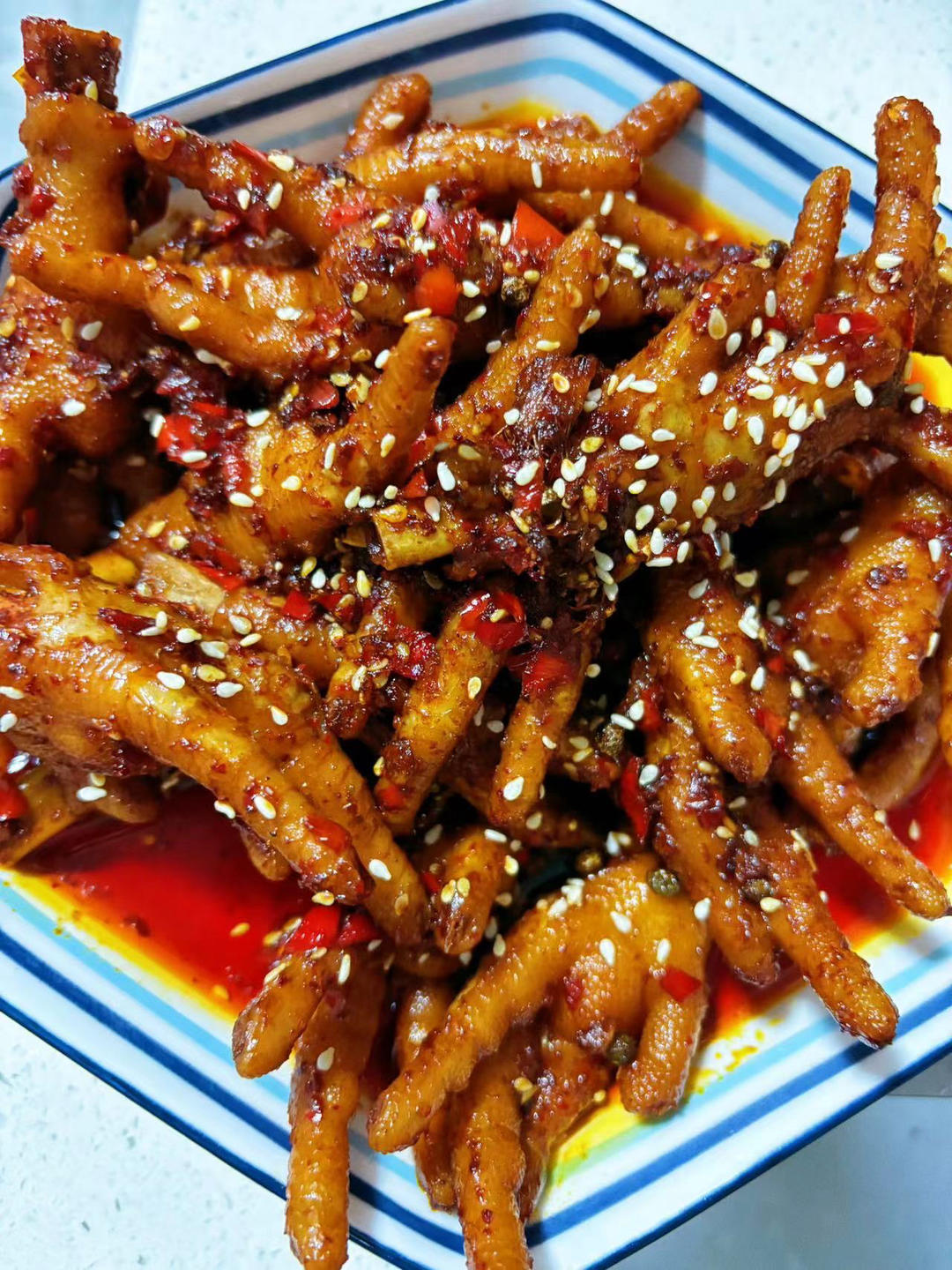 软嫩多汁，香辣过瘾的红烧鸡爪💯好吃到爆