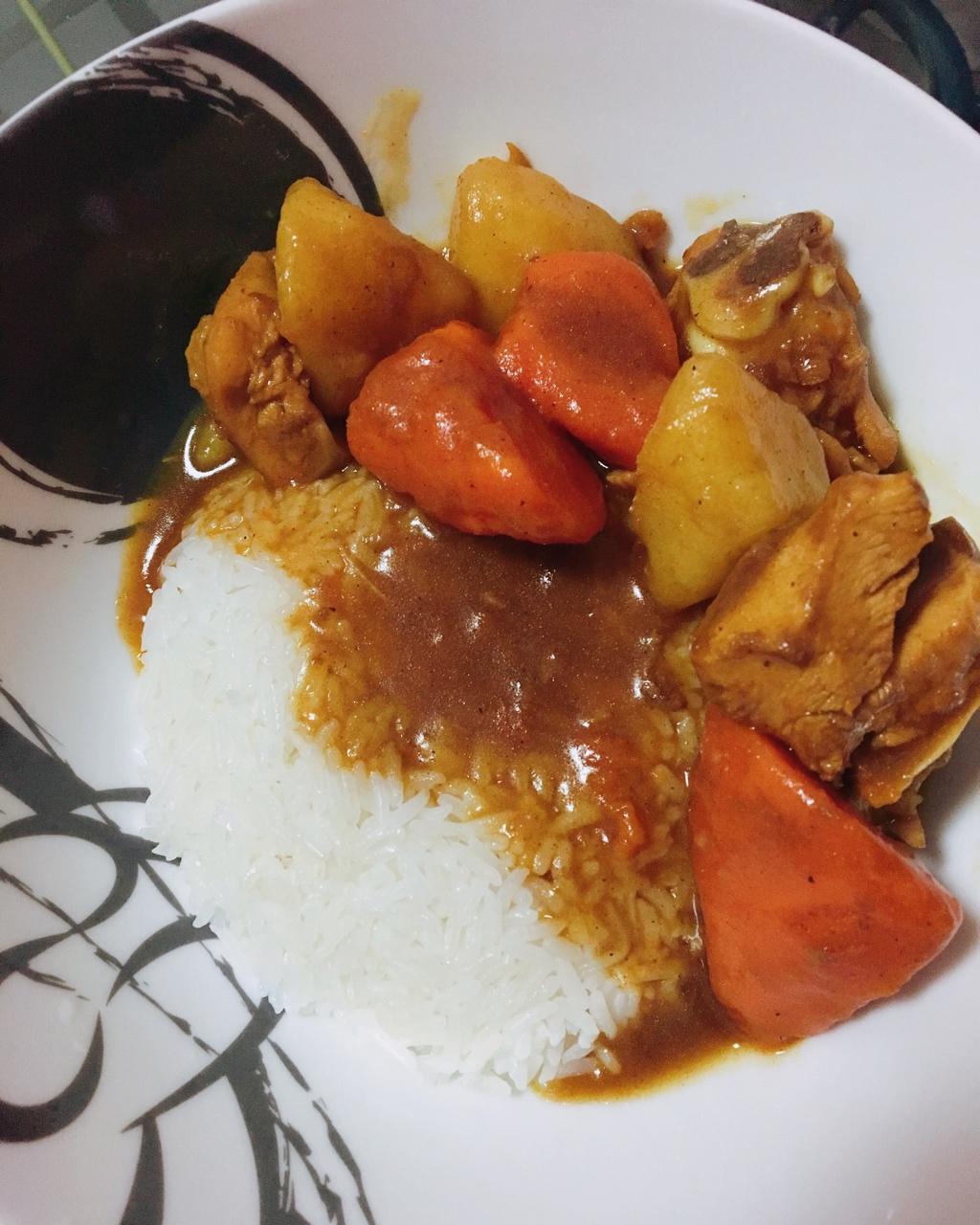 咖喱鸡肉饭