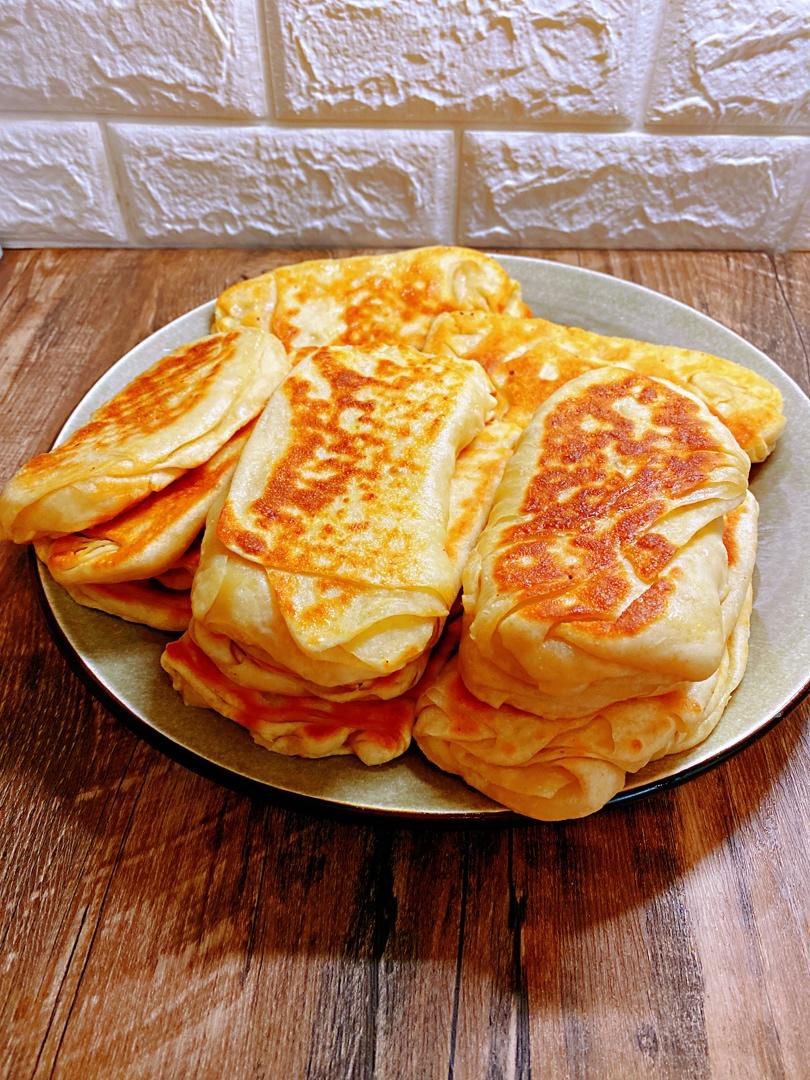 驴肉火烧 一口气吃了俩 #晚餐2020年4月25日#    4个月前