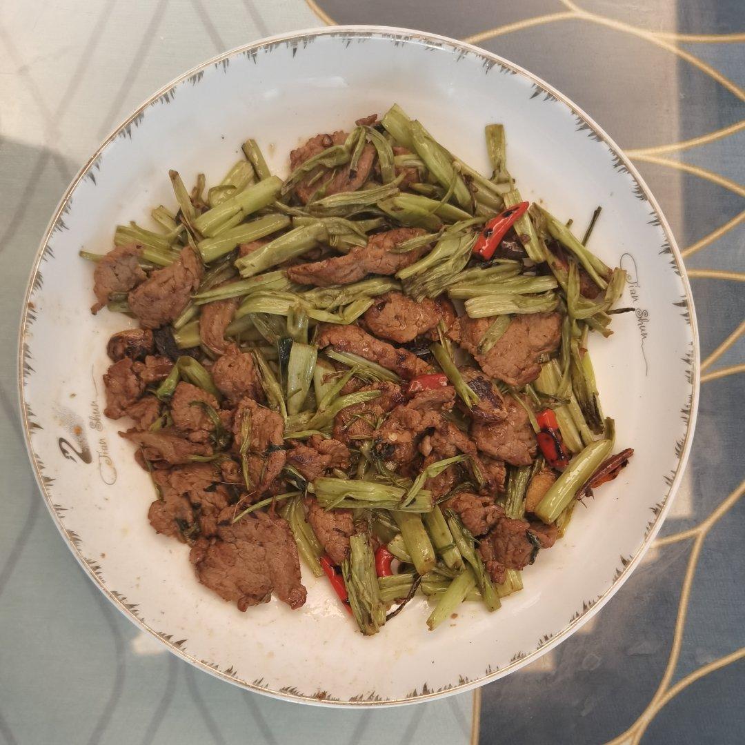 空心菜杆杆炒牛肉