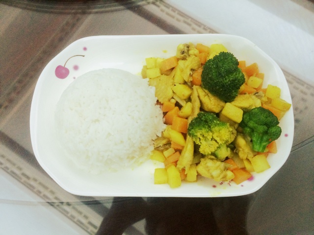 咖喱鸡翅饭