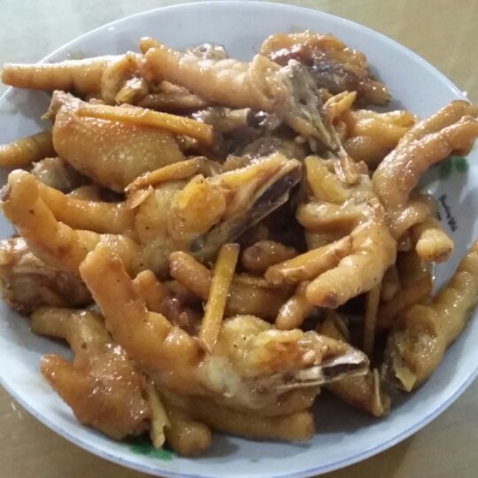 电饭煲卤鸡爪