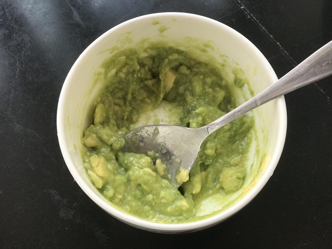 白糖拌牛油果（牛油果冰淇淋）