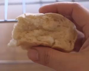 绵软洁白的【日式牛乳挤挤小面包】万圣节木乃伊造型的做法 步骤24