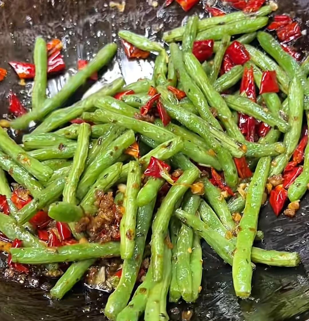 烧芸豆（干煸四季豆）