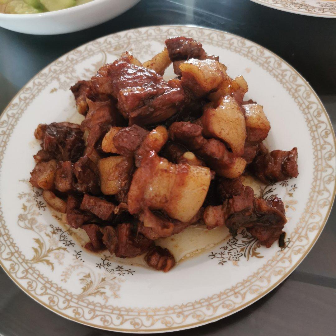 私房红烧肉 垂涎三尺软糯无比