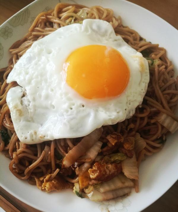 焼きそば（日式酱油炒面）