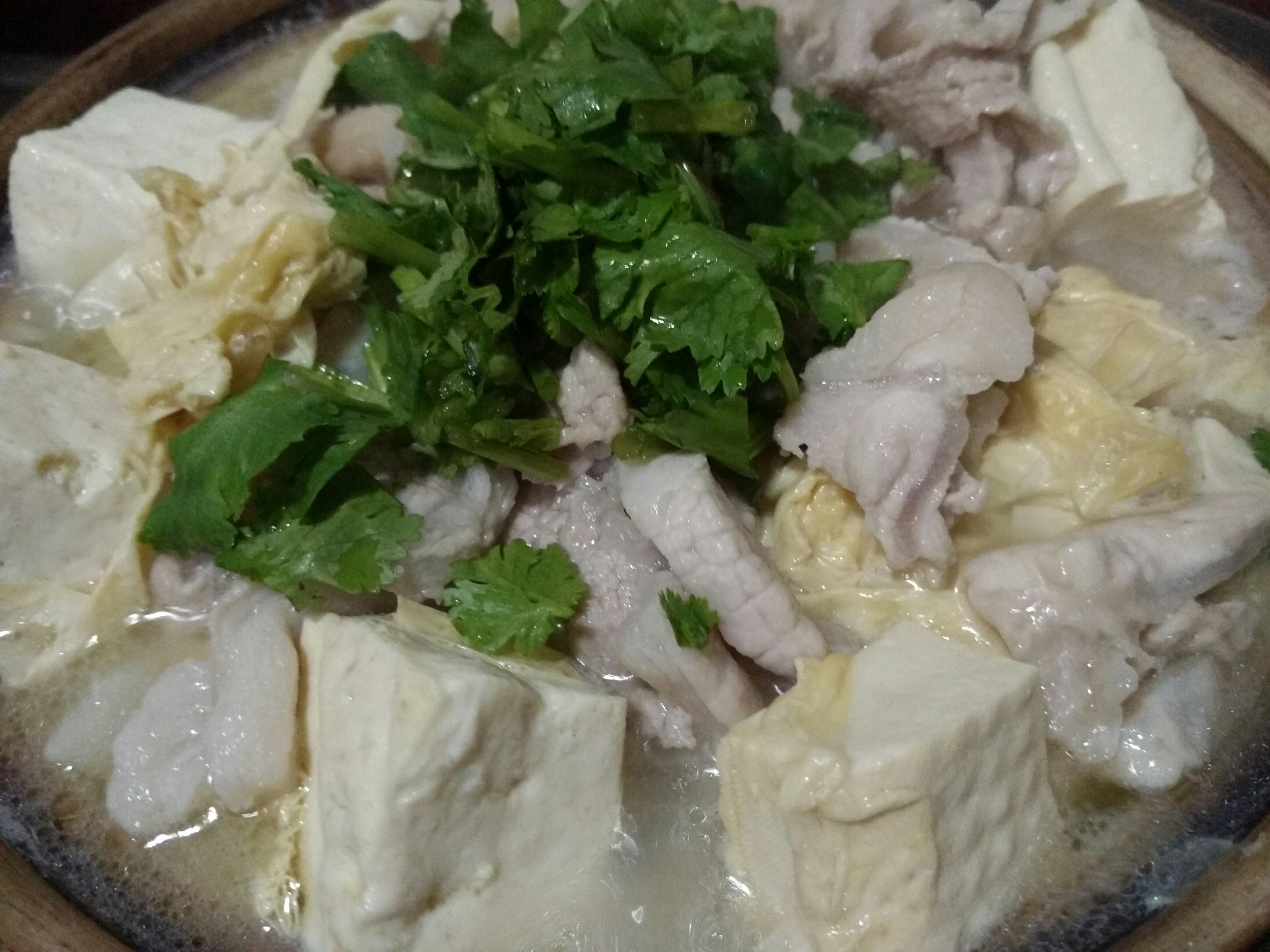 腐竹嫩肉豆腐煲