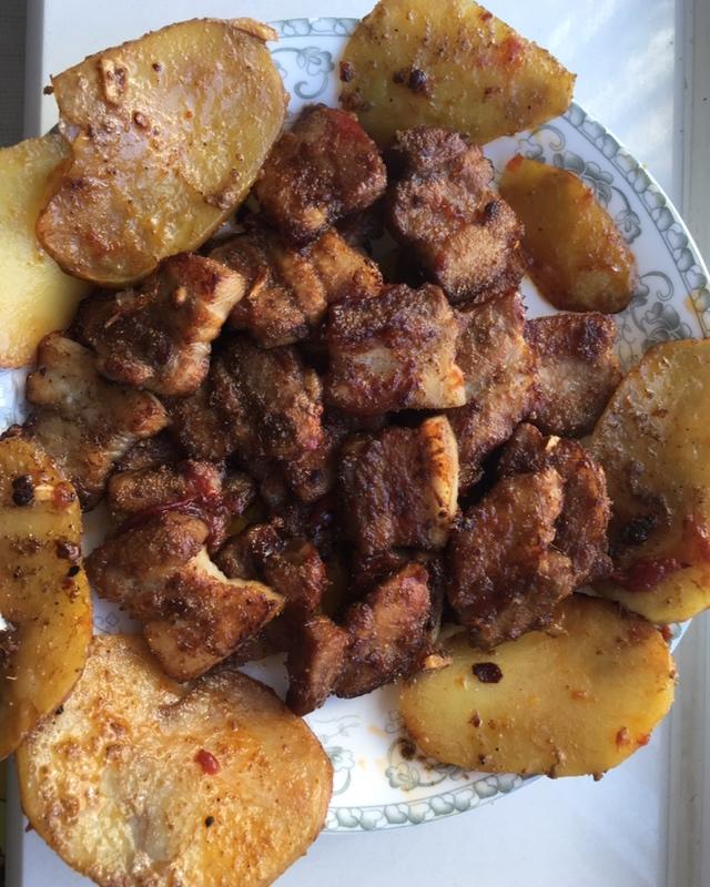 烤箱版土豆烤五花肉