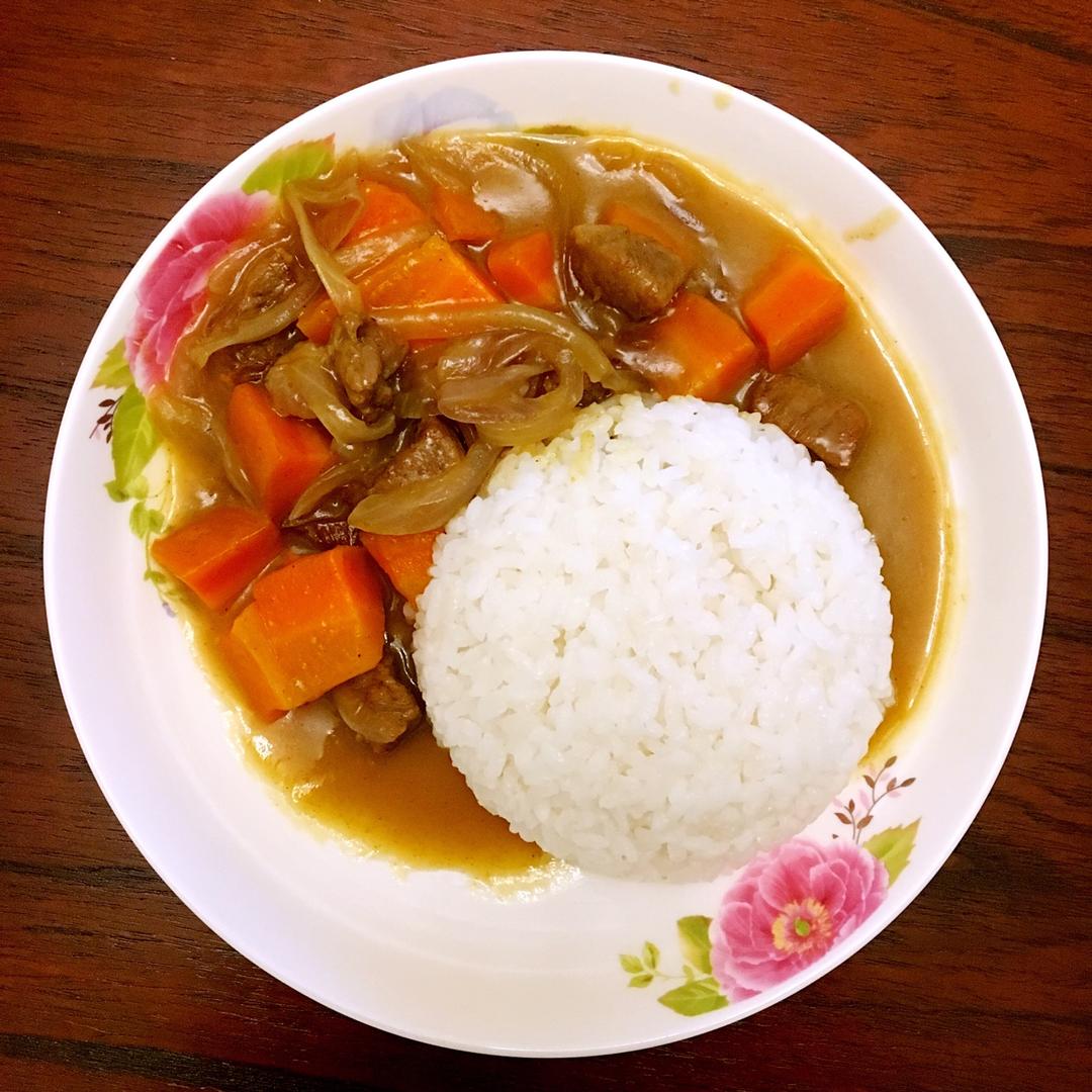 咖喱牛肉饭