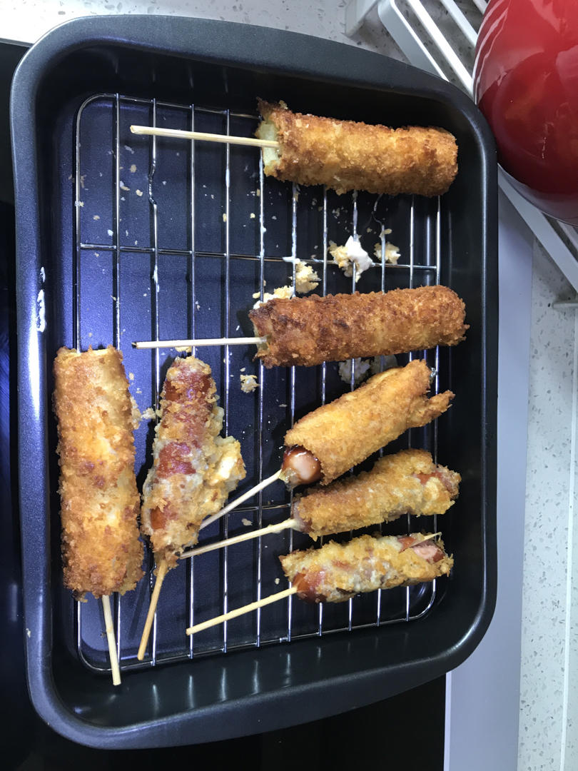 可以拉丝这么长长长的芝士热狗棒