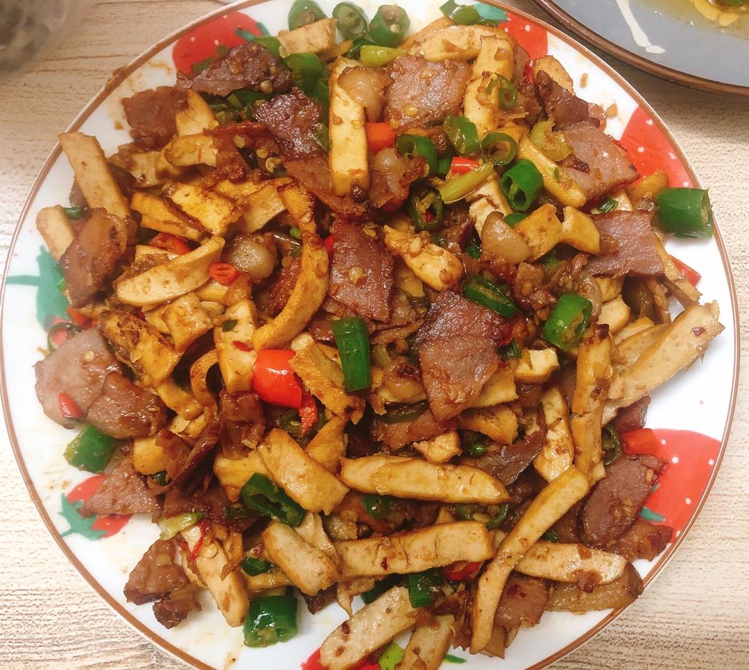 青蒜炒腊肉