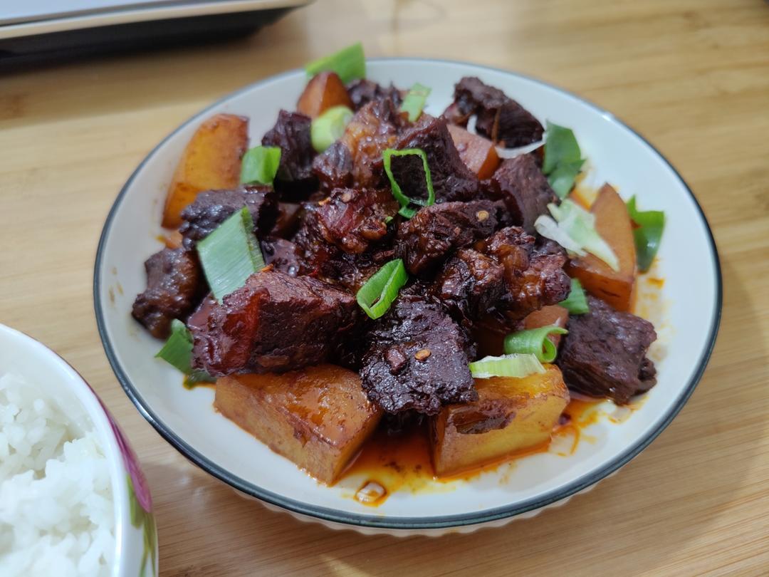 超级无敌好吃的红烧牛肉