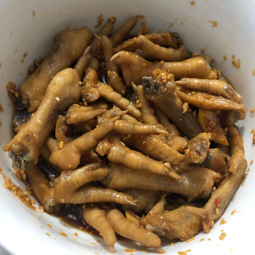 绝对不会后悔的酸辣鸡爪