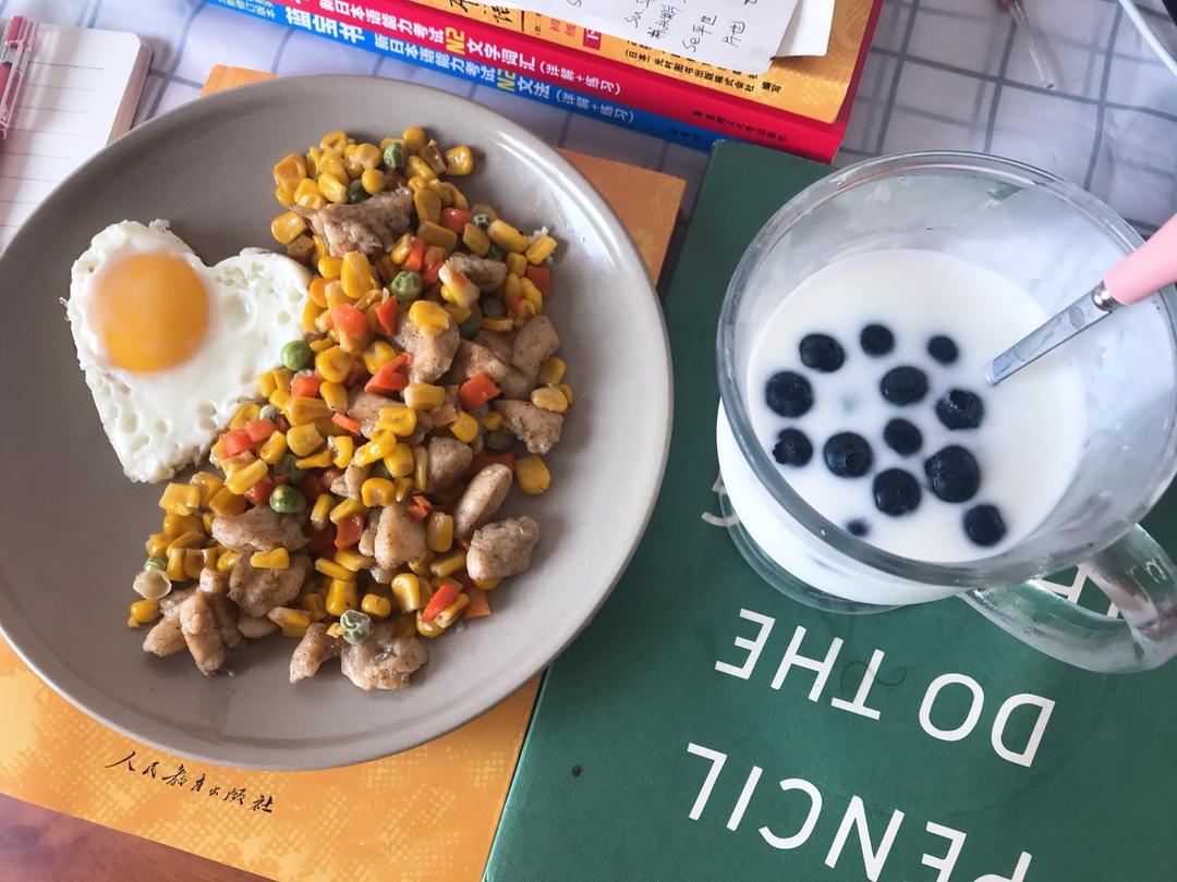 玉米粒豌豆鸡胸肉