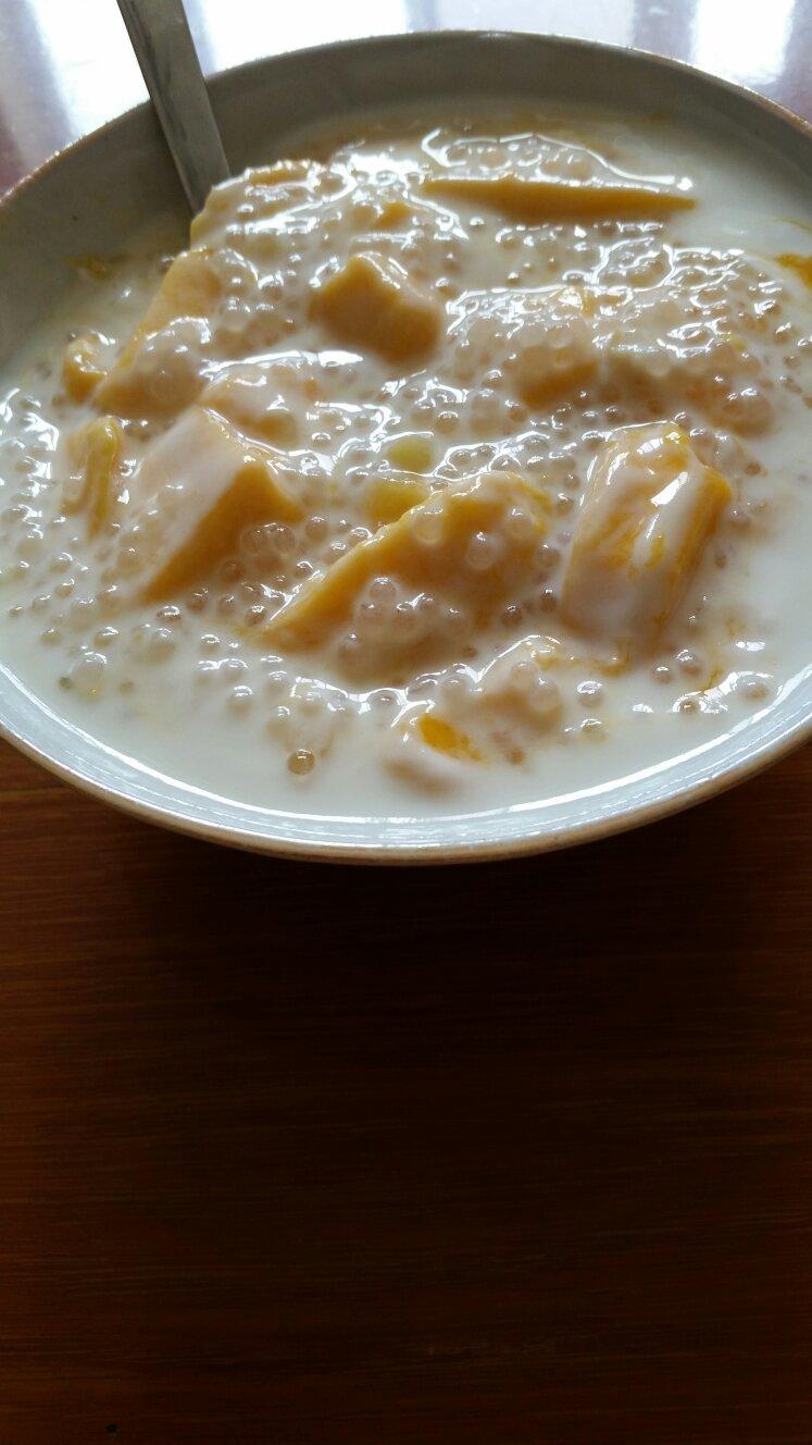 酸奶芒果西米露的做法