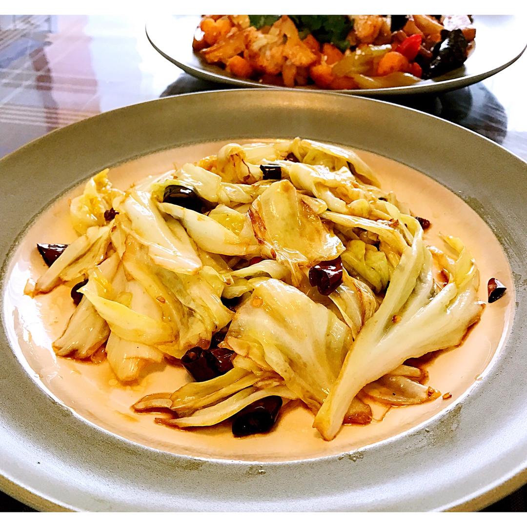 极简的做法，回味无穷的口感丨糖醋莲花白 · 圆满素食