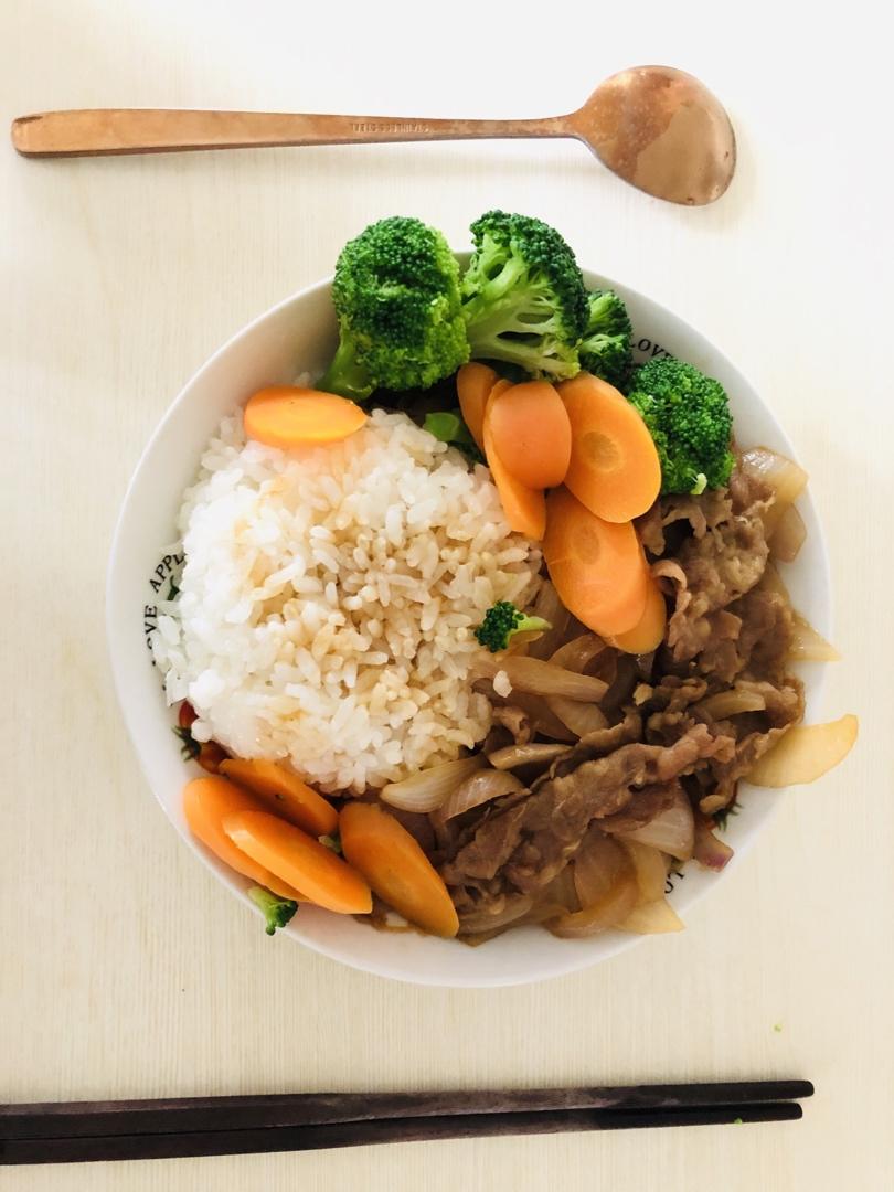 肥牛饭
