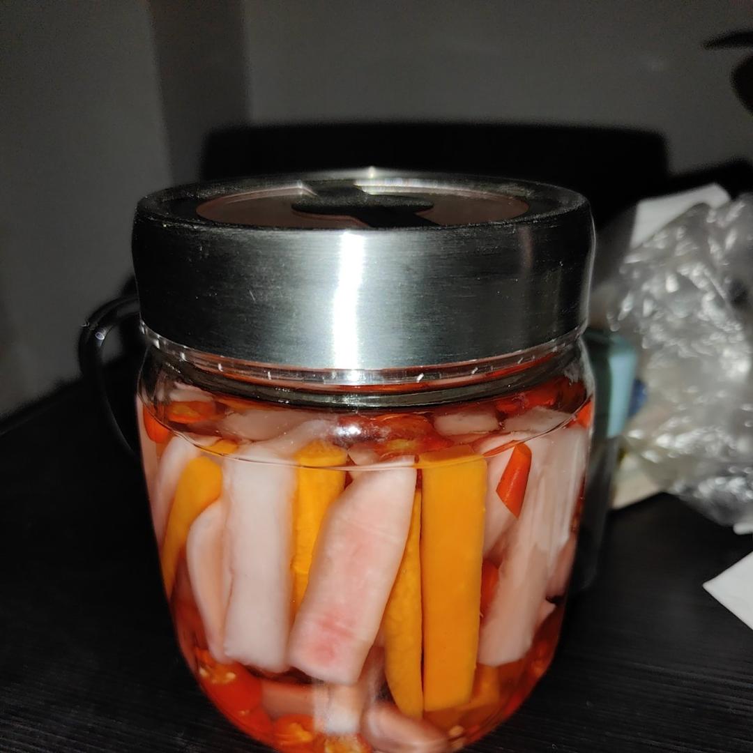 腌萝卜，酸甜爽口