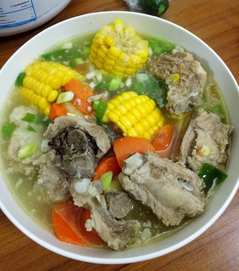玉米排骨汤