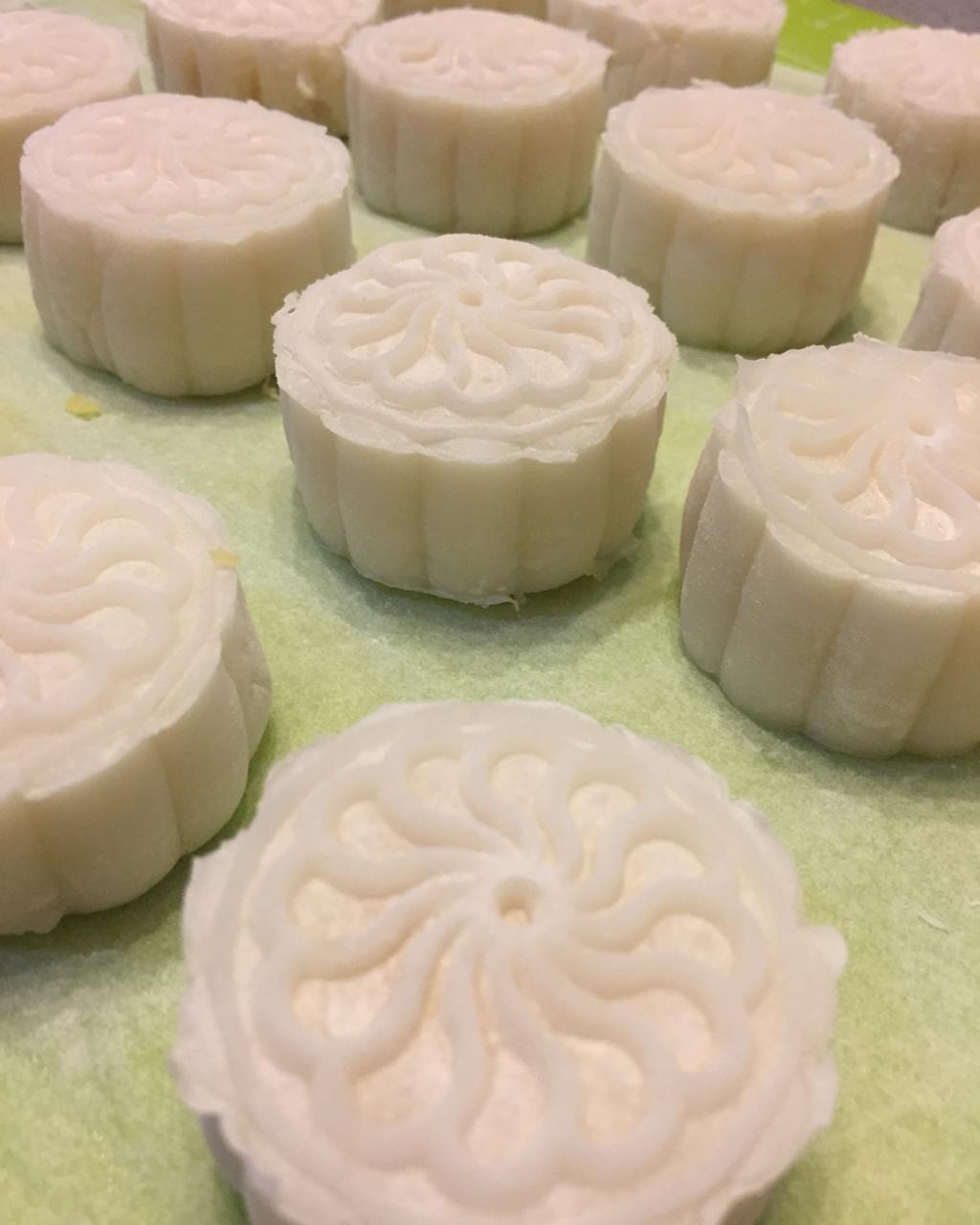 冰皮月饼（南瓜、紫薯、绿豆蓉）