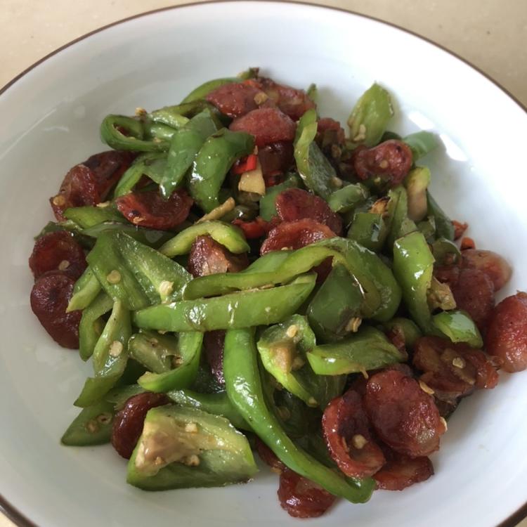 青椒炒香肠