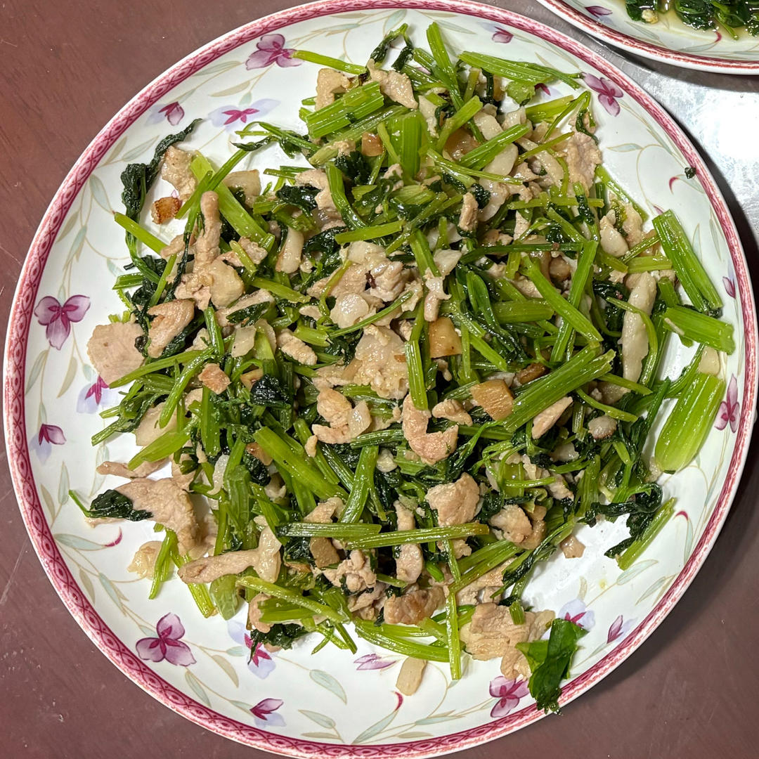 芹菜炒肉丝