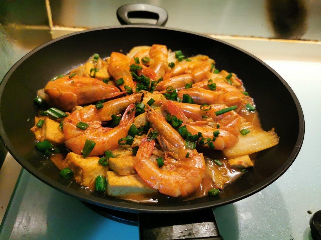 大虾白菜粉丝豆腐煲