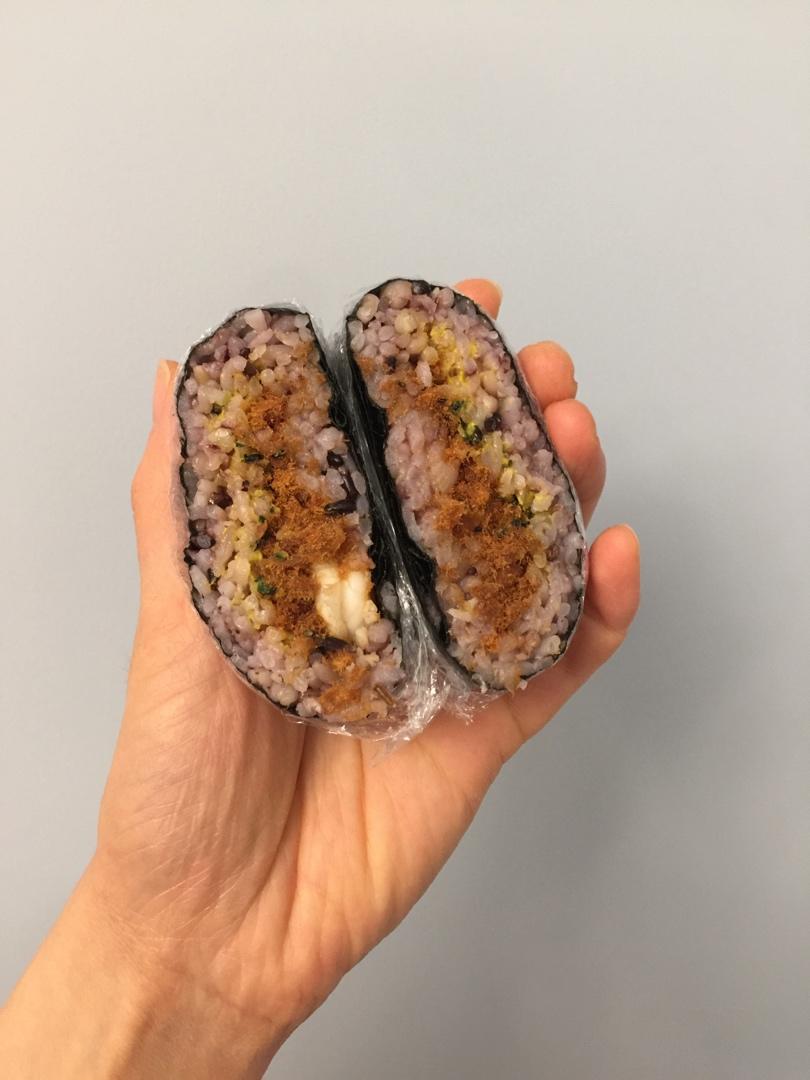 不用捏的饭团(おにぎらず)