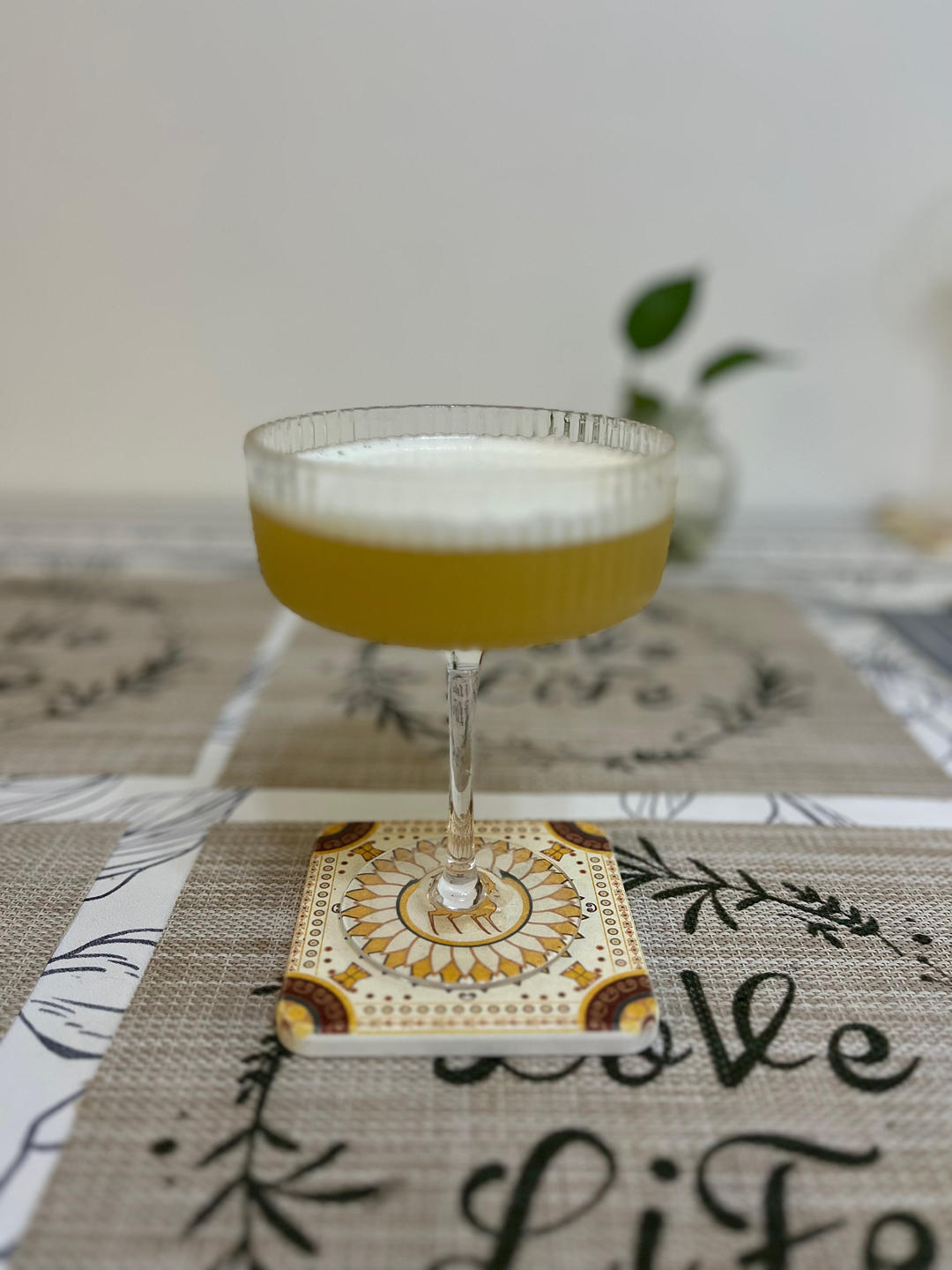 威士忌酸鸡尾酒（Whiskey Sour）