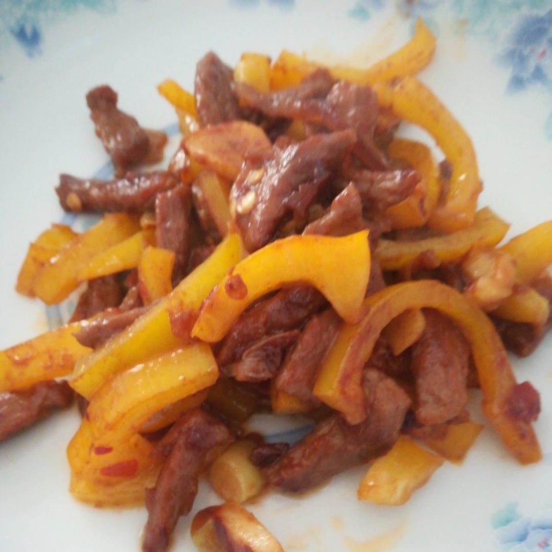 甜椒炒牛肉
