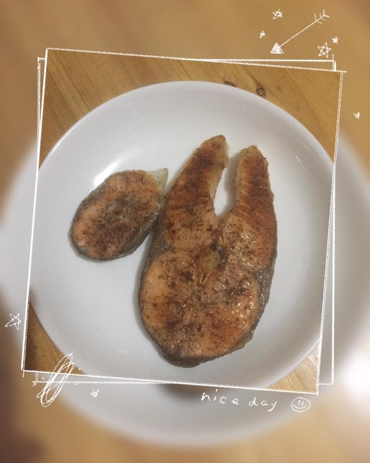 香煎三文鱼排