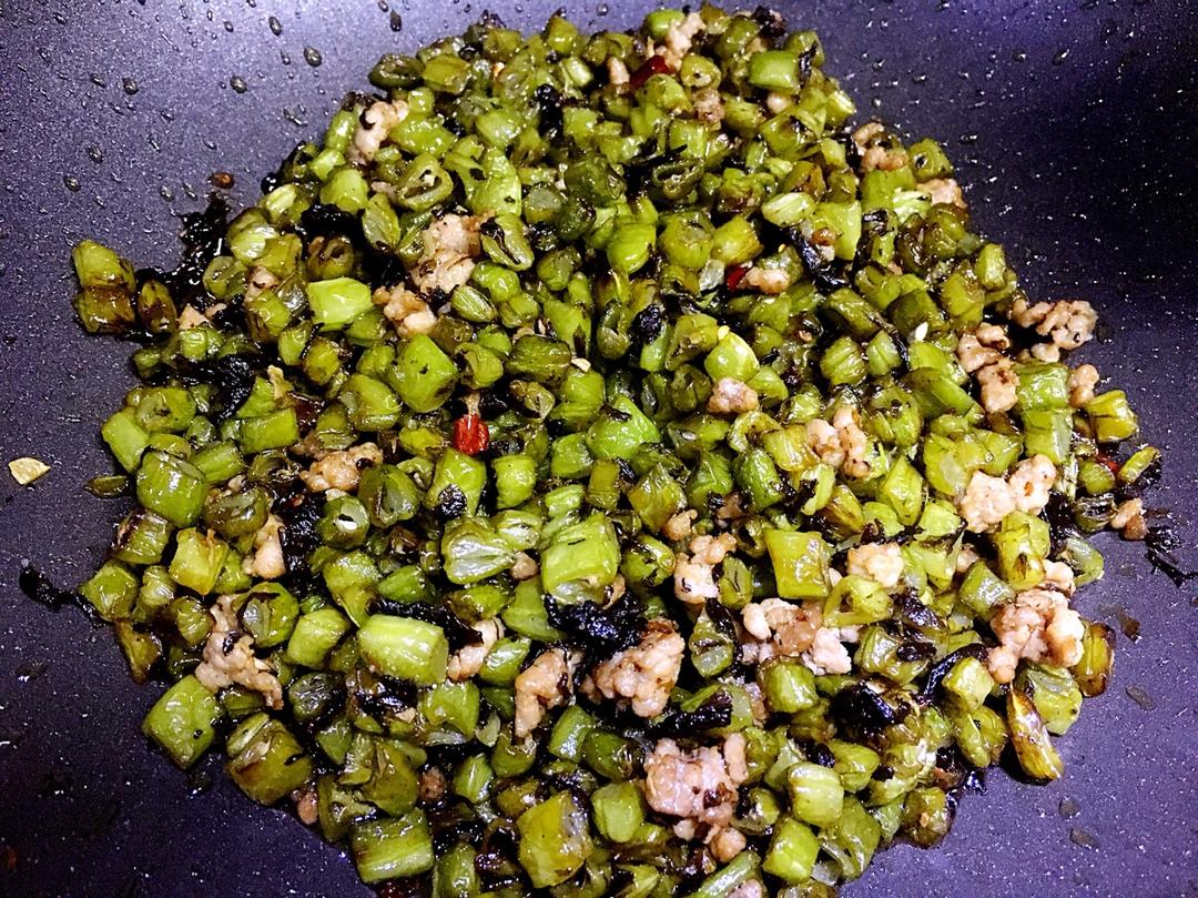 干煸榄菜肉末豆角