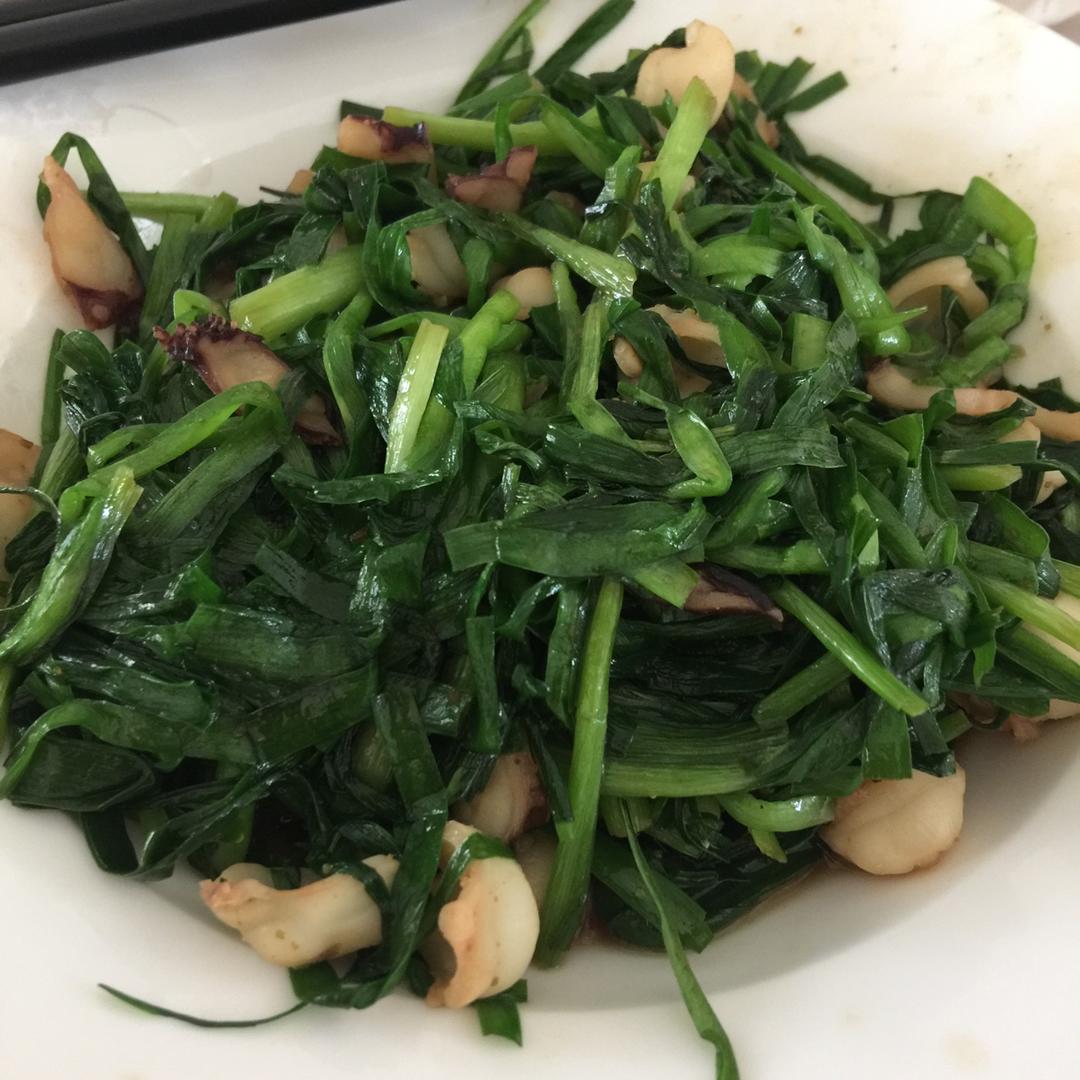 韭菜鱿鱼须