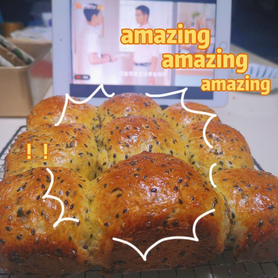 一次就成功，喧软好吃的淡奶油小餐包～