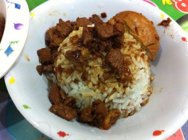 台式卤肉饭