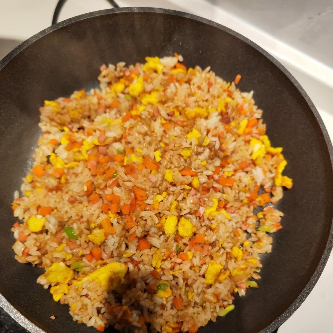 家常版扬州炒饭