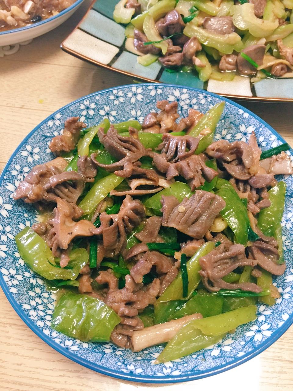 青椒炒鸭肾