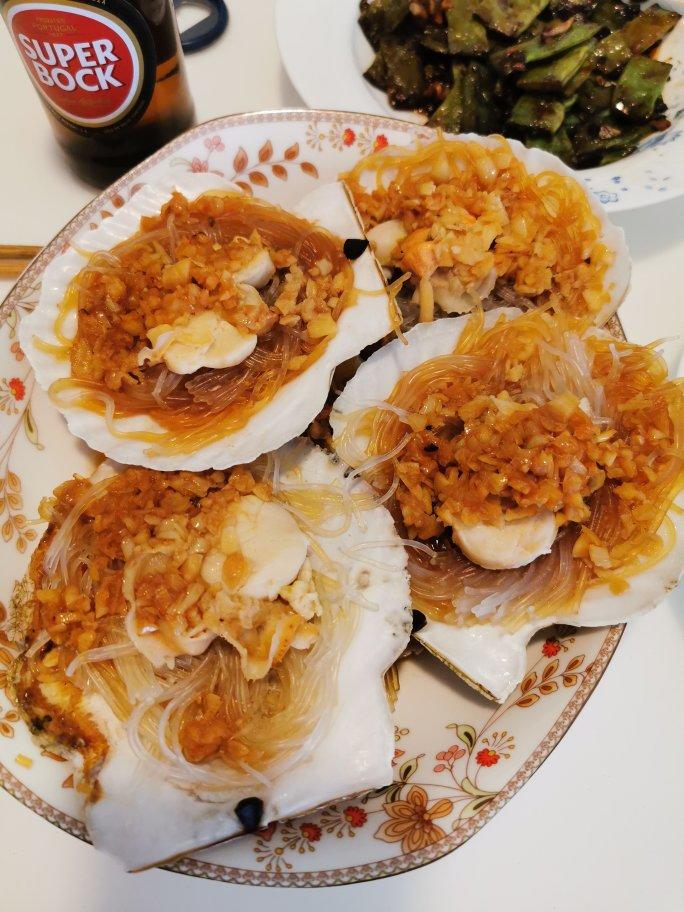 蒜蓉粉丝蒸扇贝（清晰图片步骤讲解）