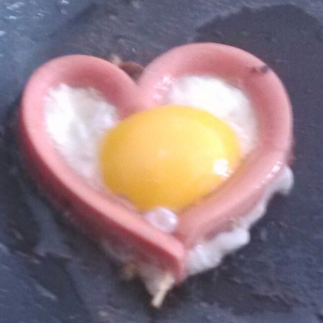 爱心香肠煎蛋