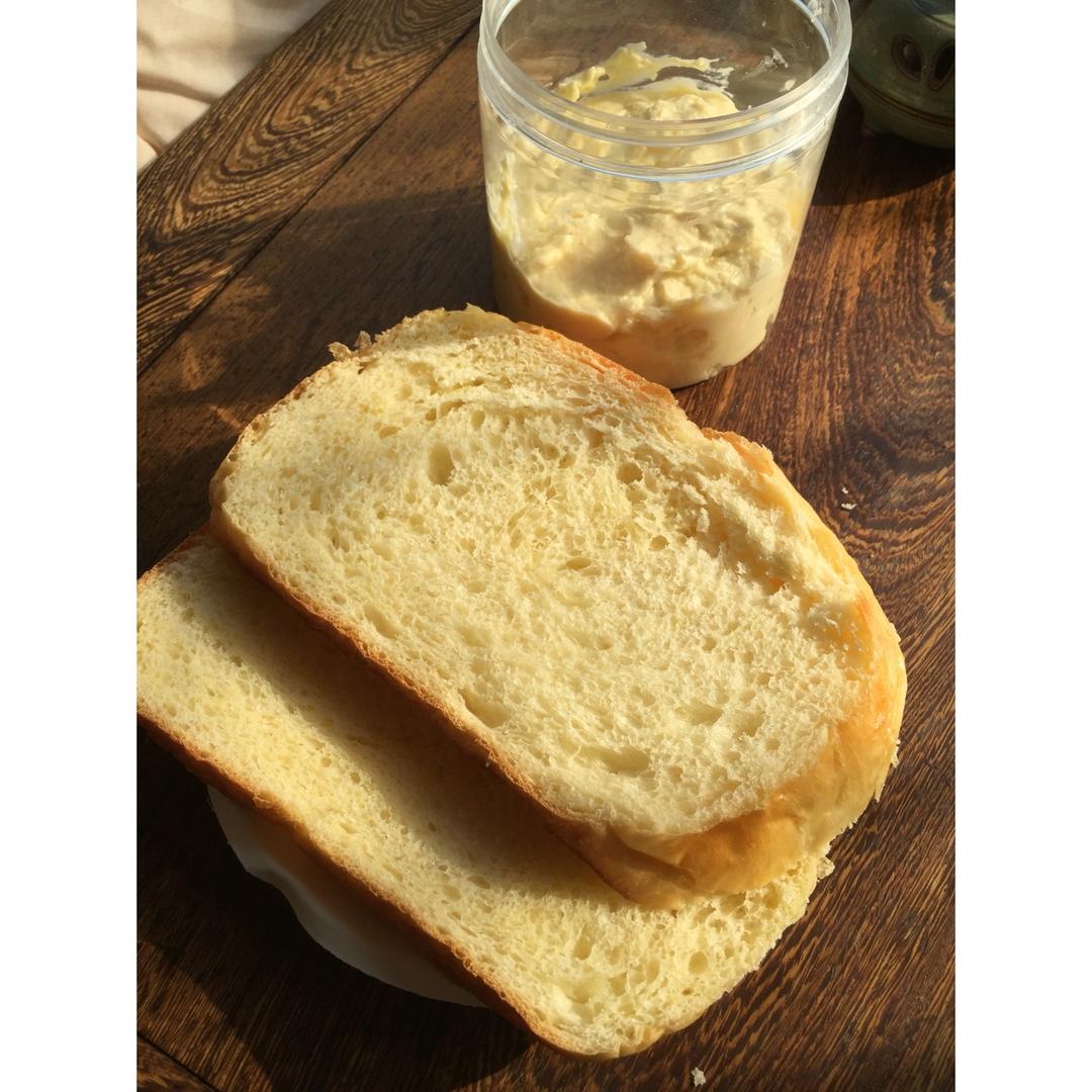 甜美网红升级版~榴莲奶酪包