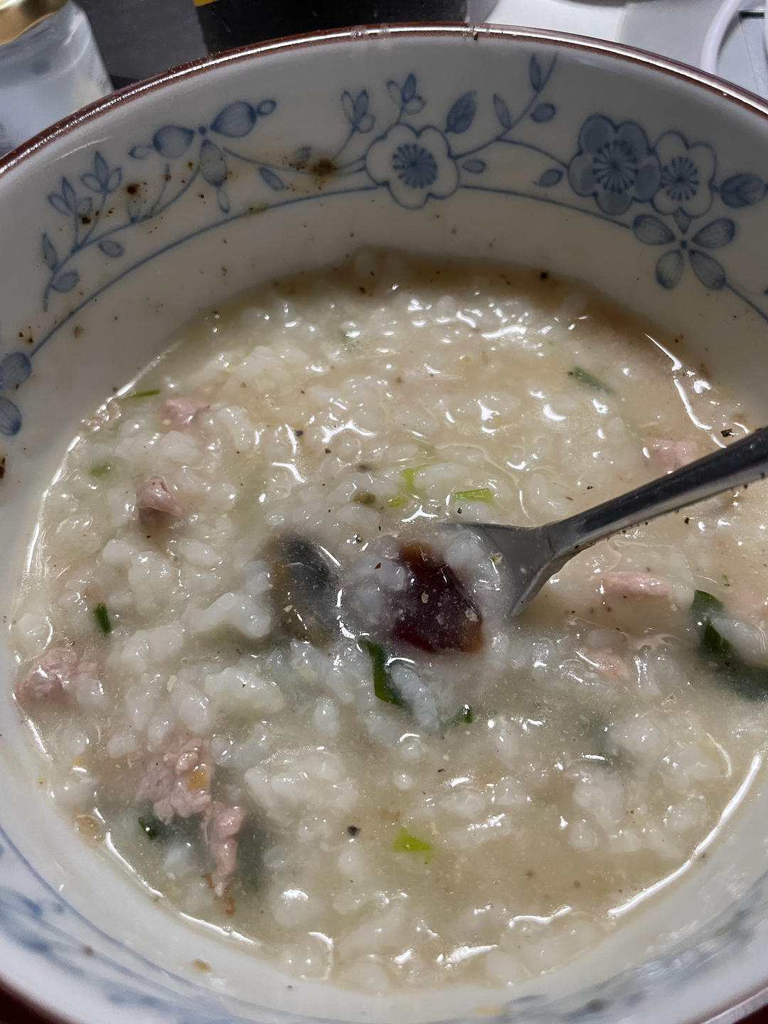 妈妈👩教我做的皮蛋瘦肉粥🥣简单快捷美味😋
