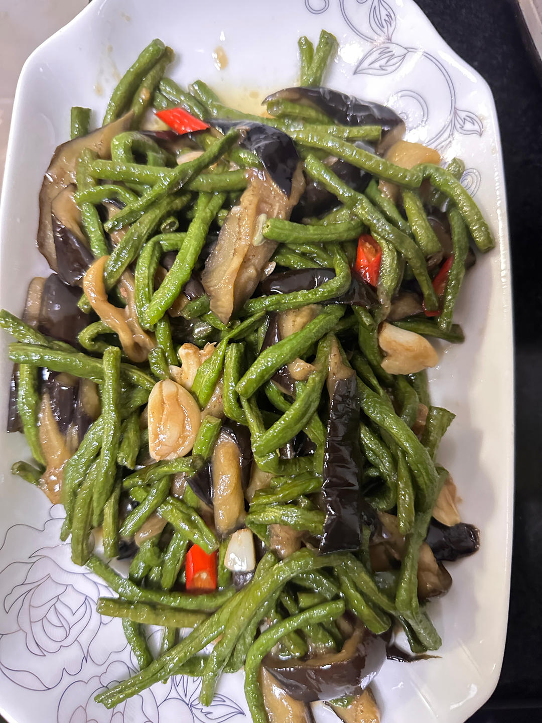 美味可口的豆角烧茄子！原来饭店都是这样做的