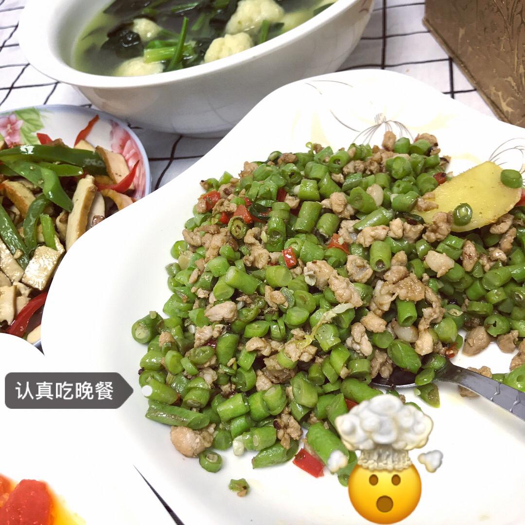 肉沫豆角下饭菜